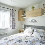 Holiday home Mobil-home Bora-bora 289 Les Mathes